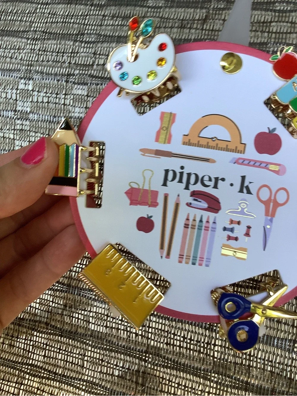 NWT Piper K Back to School Mini Air Clip Palette 6 Unique Gold Tone